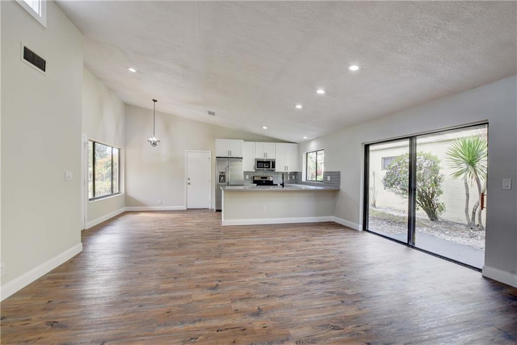Villas Monterey At Indian - Residential