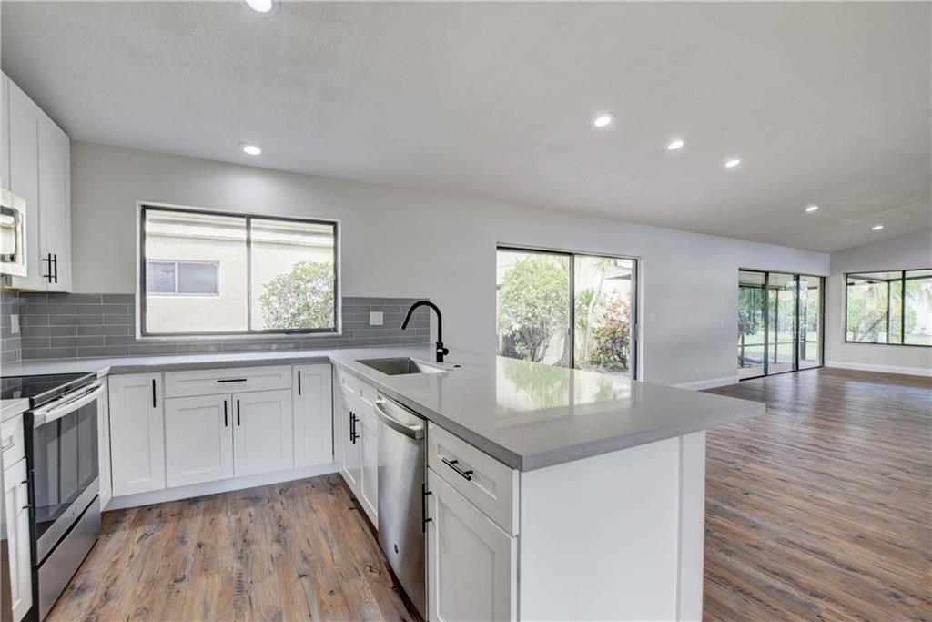 Villas Monterey At Indian - Residential