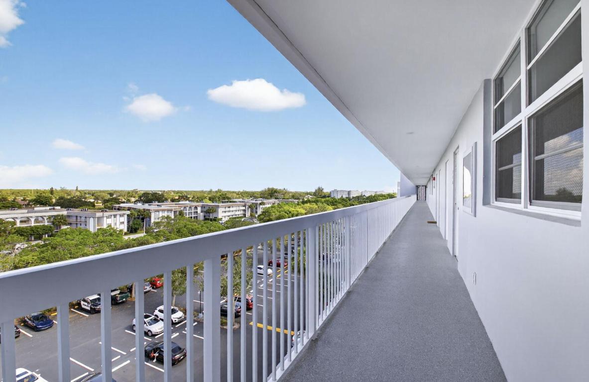 BOCA TEECA CONDO 3 - Residential Lease