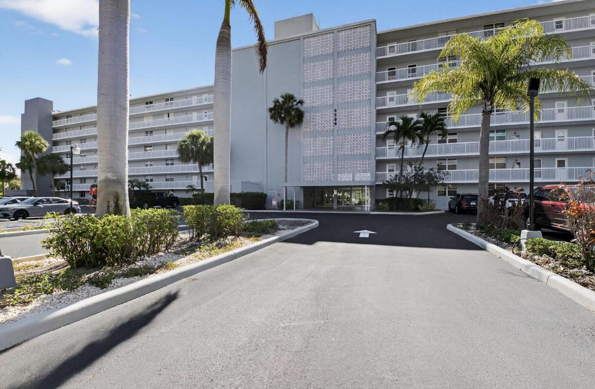 BOCA TEECA CONDO 3 - Residential Lease