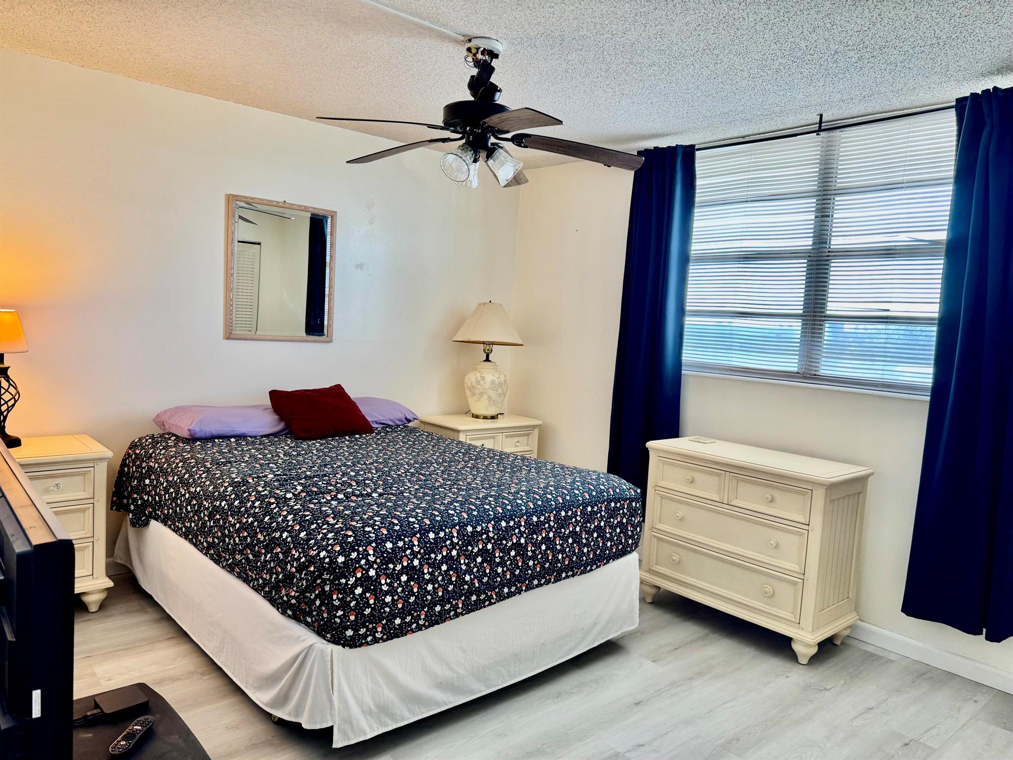 BOCA TEECA CONDO 3 - Residential Lease