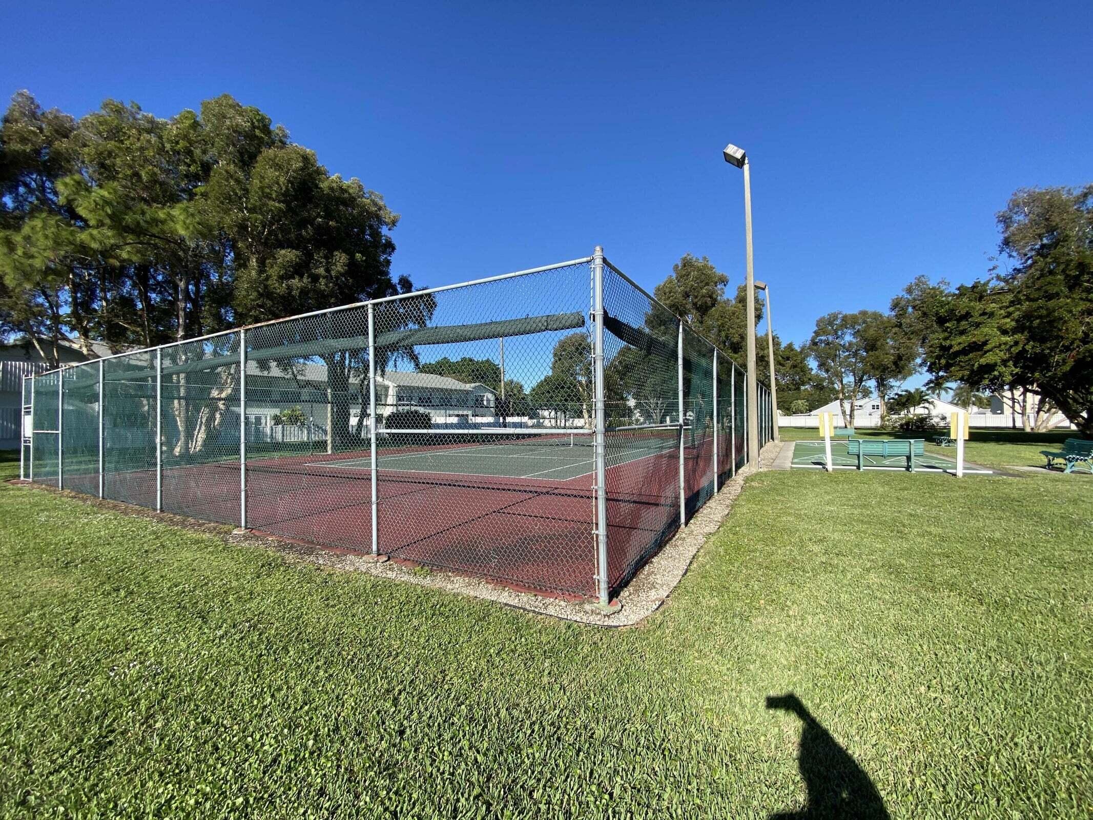 PALM CLUB WEST VILLAGE 1 CONDO - Residential Lease