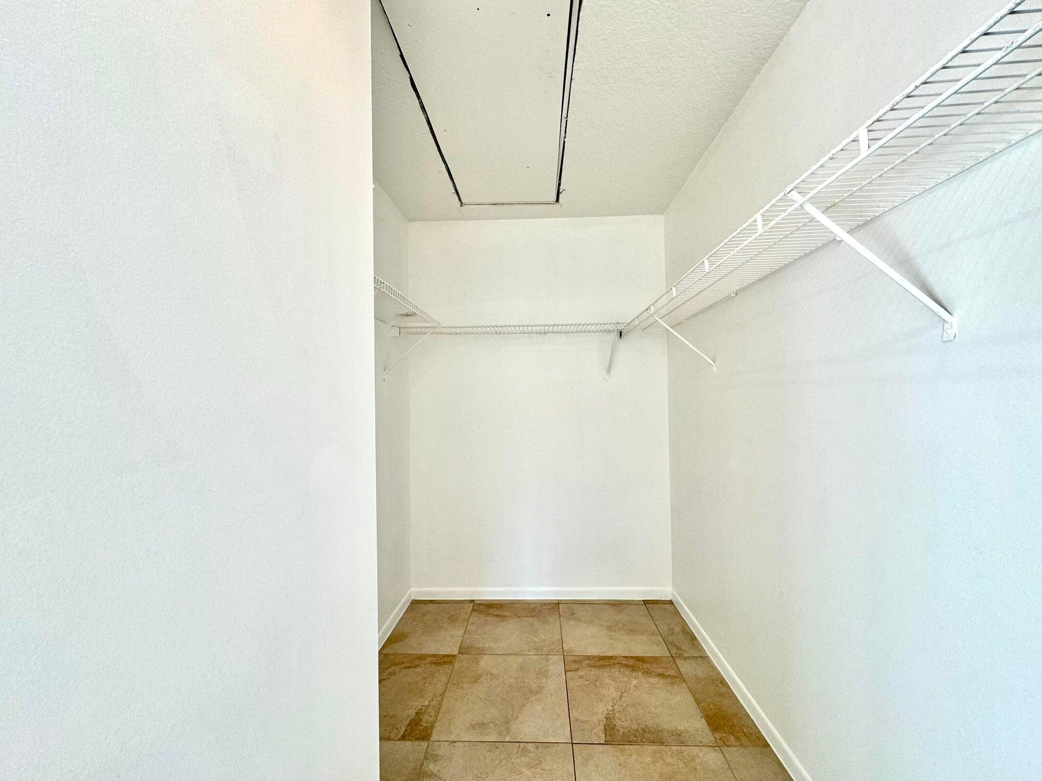 PALM CLUB WEST VILLAGE 1 CONDO - Residential Lease