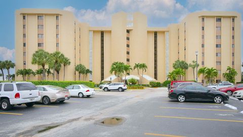 A home in Lauderhill