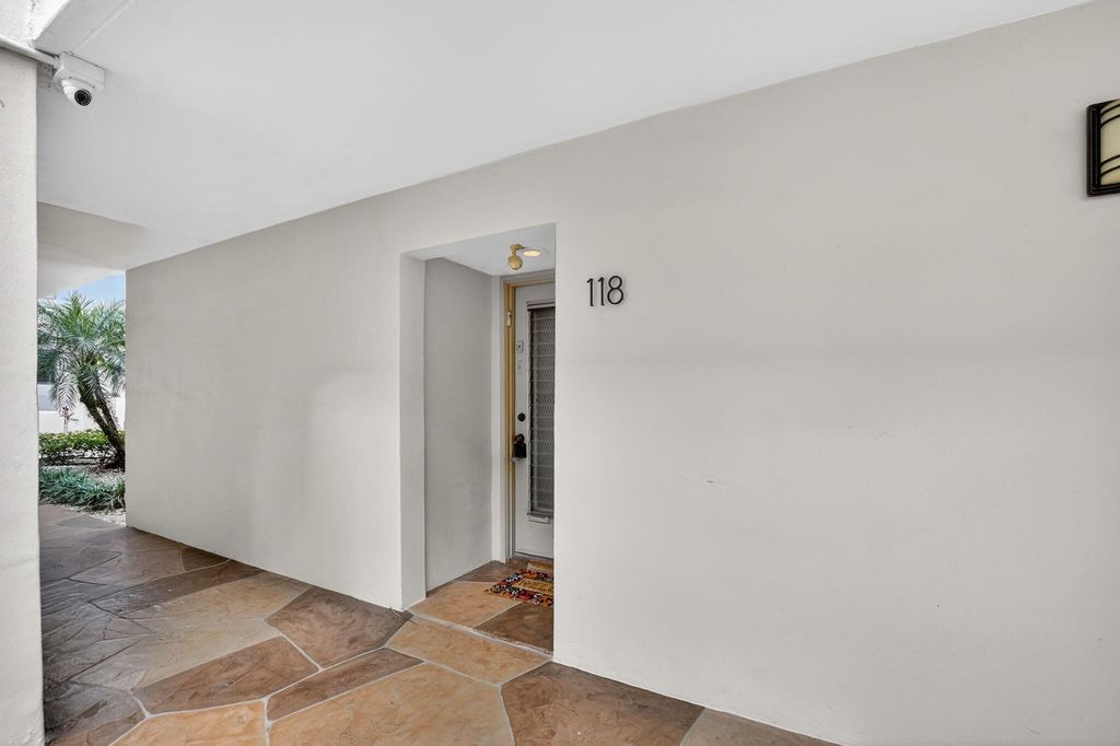 Photo of 118 Capri #C, Delray Beach, FL 33484 (MLS # R11162411)