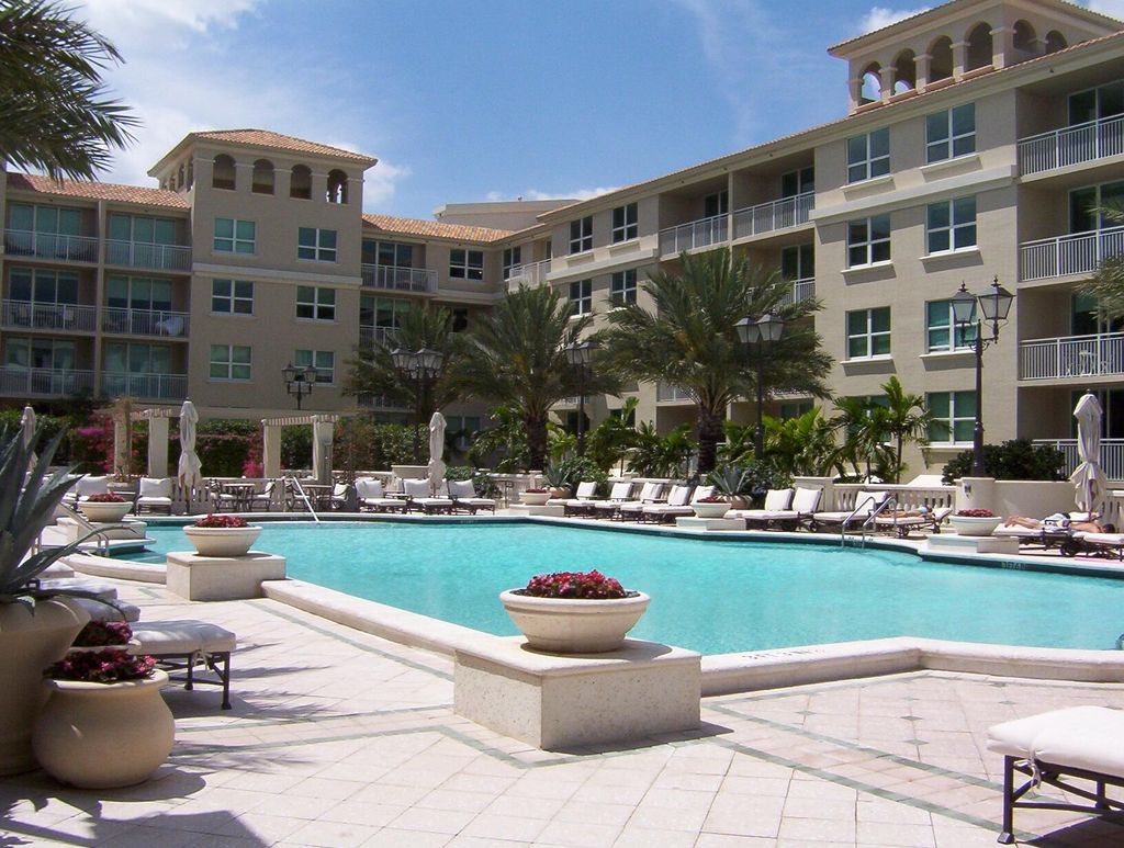 Photo of 99 SE Mizner Boulevard #323, Boca Raton, FL 33432 (MLS # R11066689)
