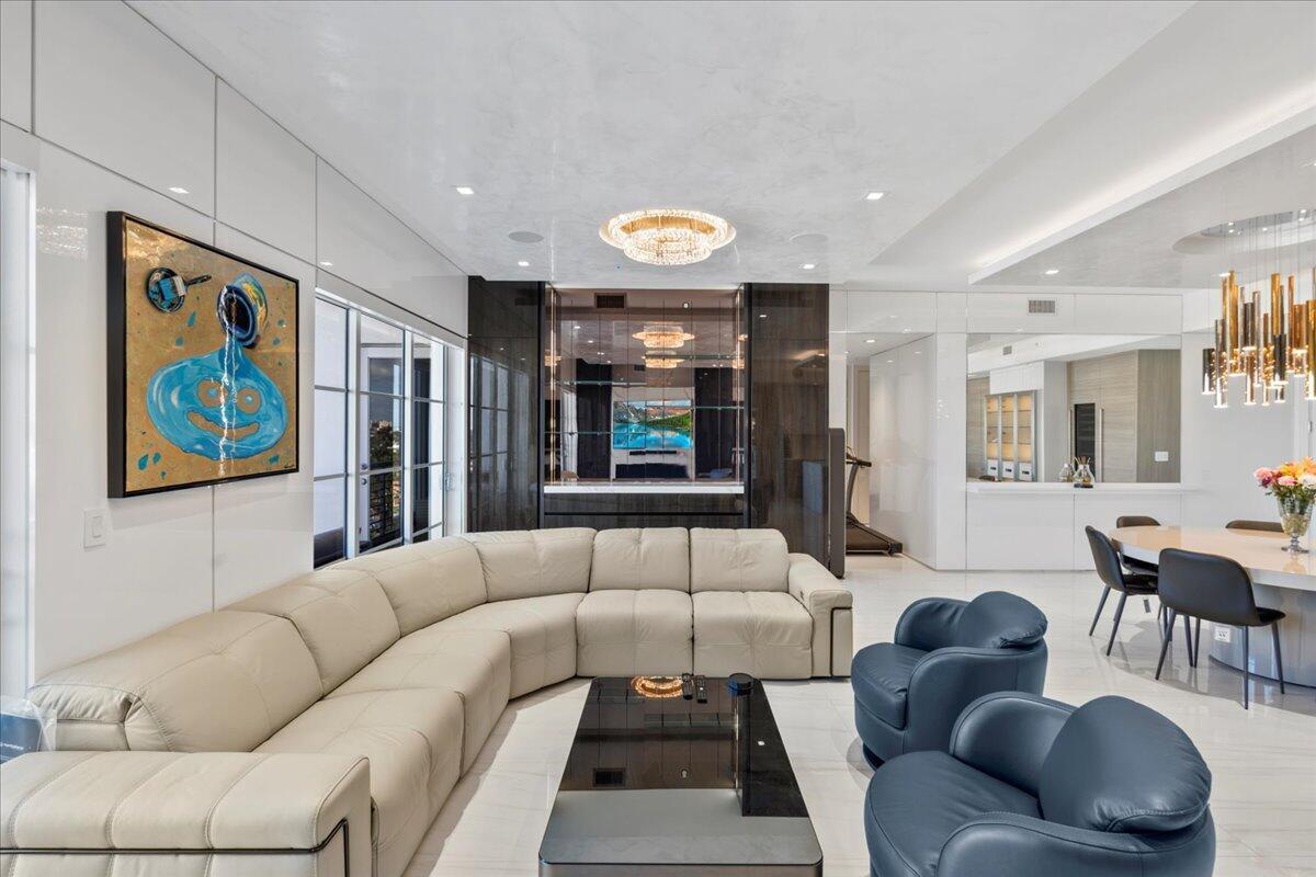 TOWER 155 CONDO - Residential