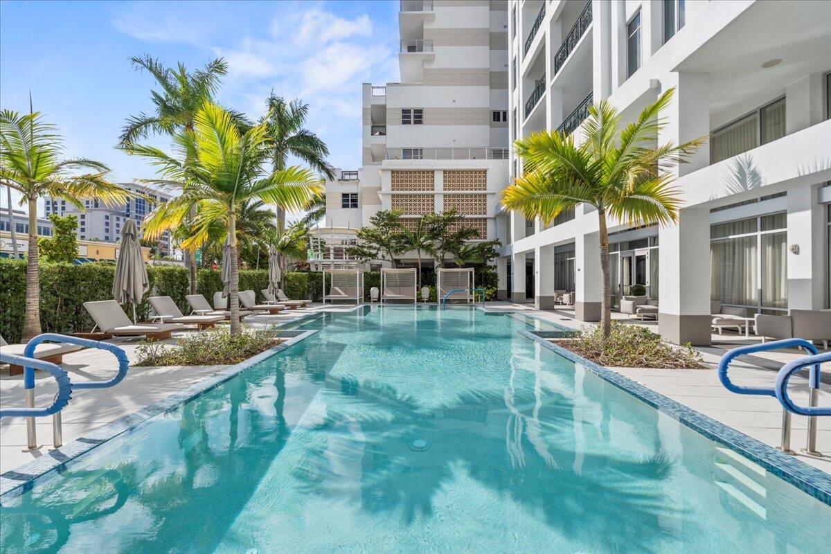 TOWER 155 CONDO - Residential