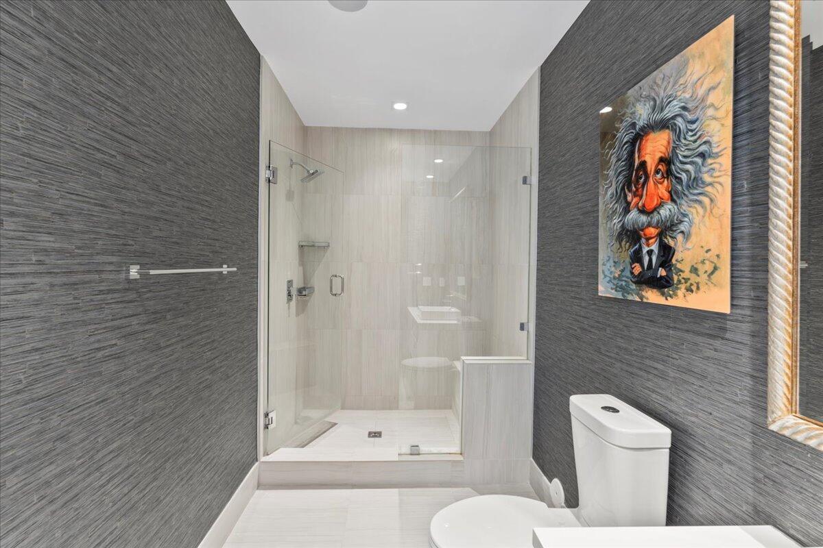 TOWER 155 CONDO - Residential