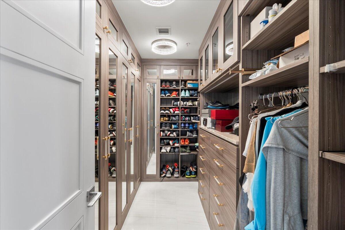 TOWER 155 CONDO - Residential