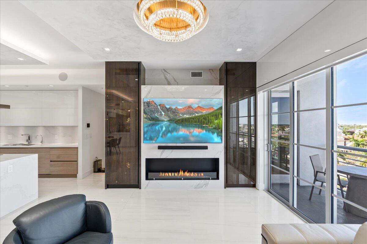 TOWER 155 CONDO - Residential