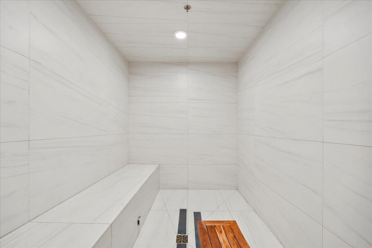 TOWER 155 CONDO - Residential