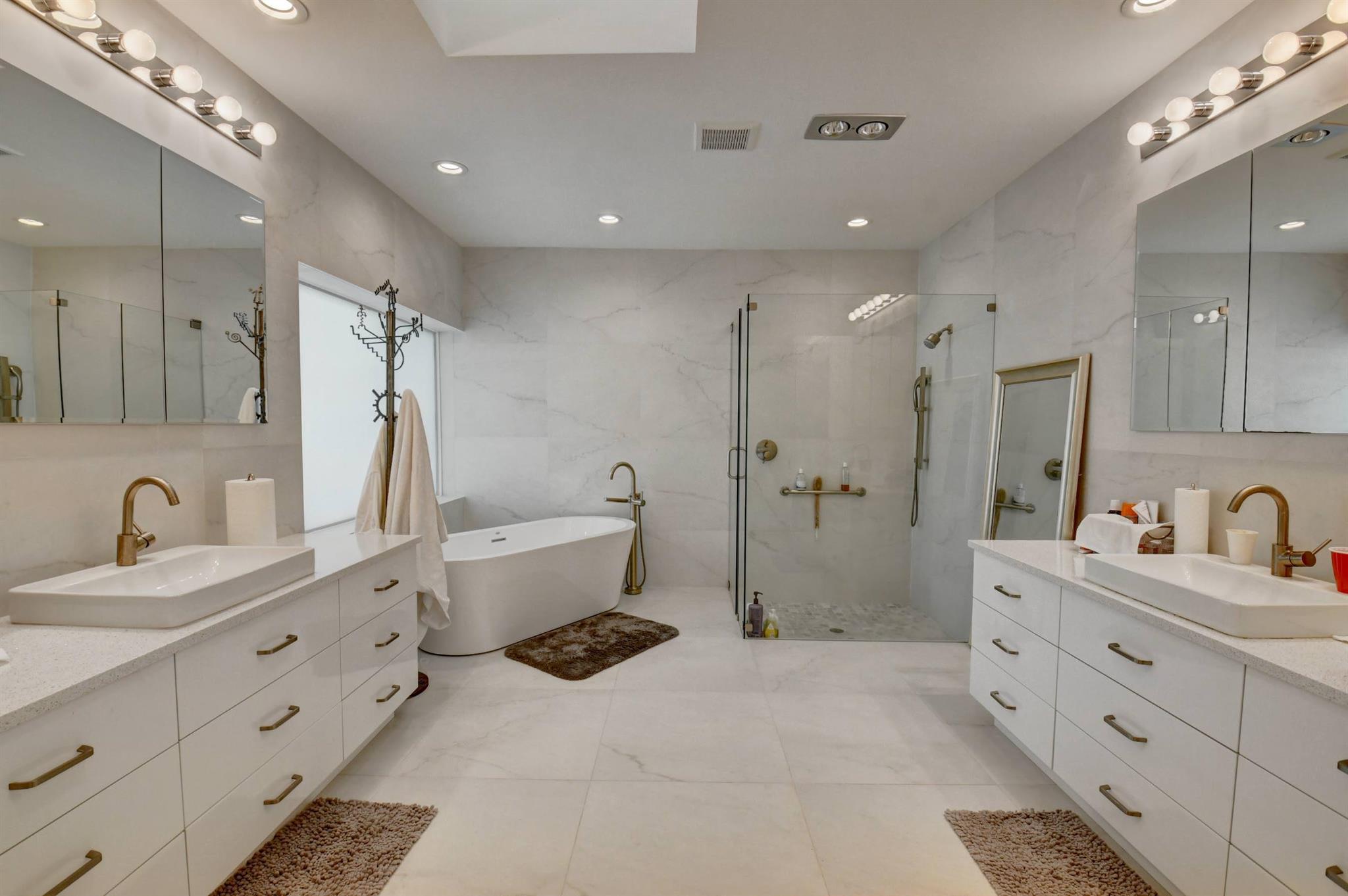 ST ANDREWS COUNTRY CLUB - Residential