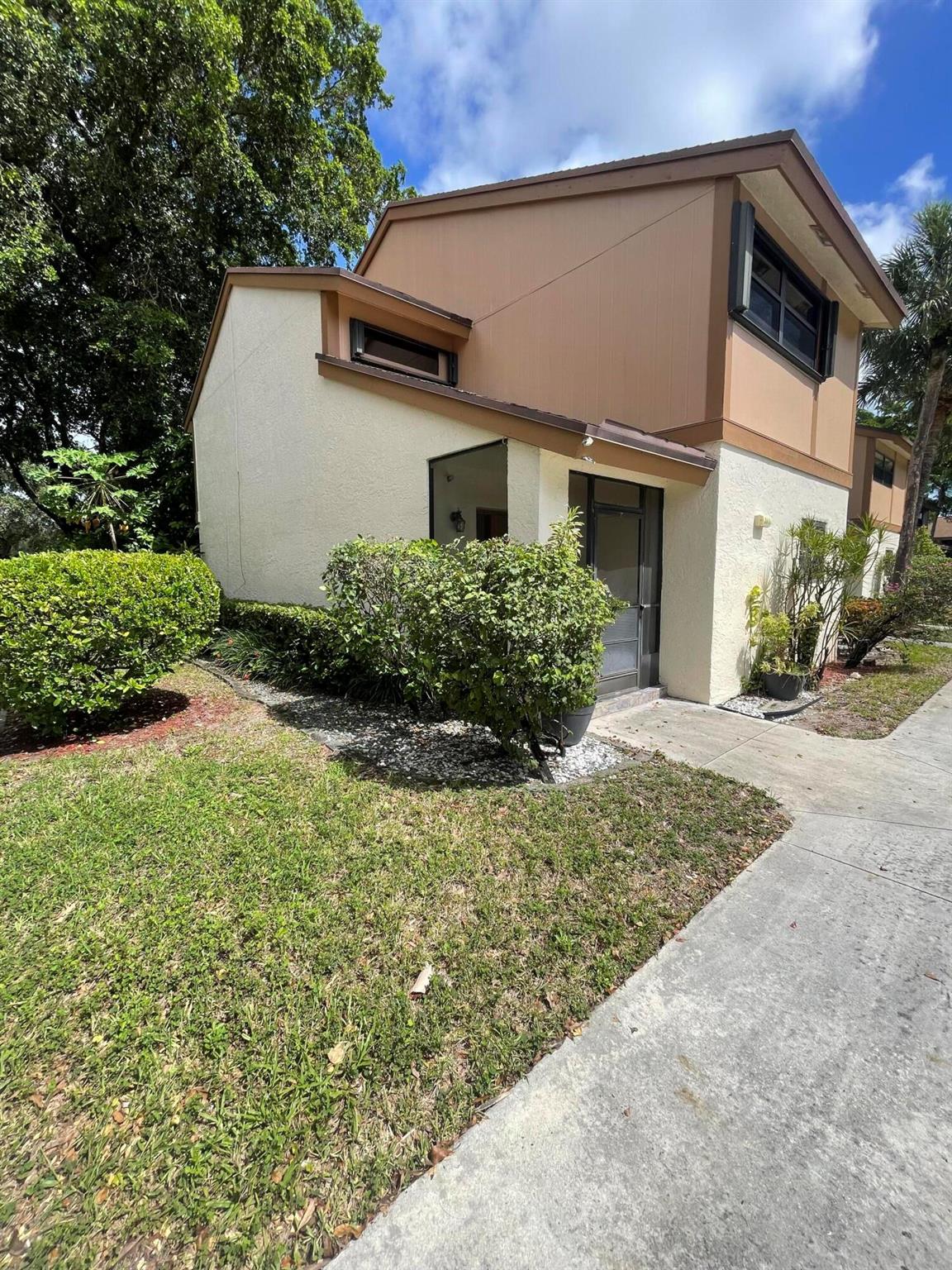 TARTAN COCONUT CREEK PHAS - Residential
