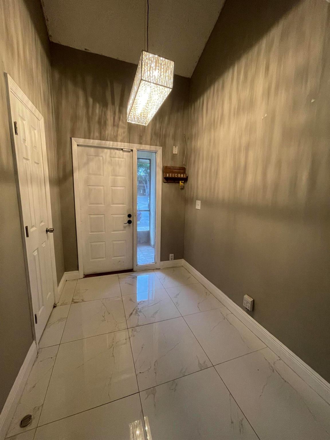 TARTAN COCONUT CREEK PHAS - Residential