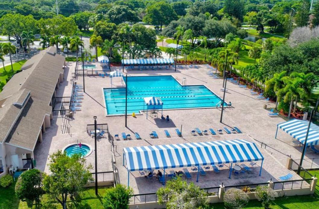 TARTAN COCONUT CREEK PHAS - Residential