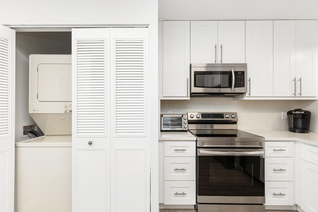 Photo of 6650 S Oriole Boulevard #4080, Delray Beach, FL 33446 (MLS # R11144236)