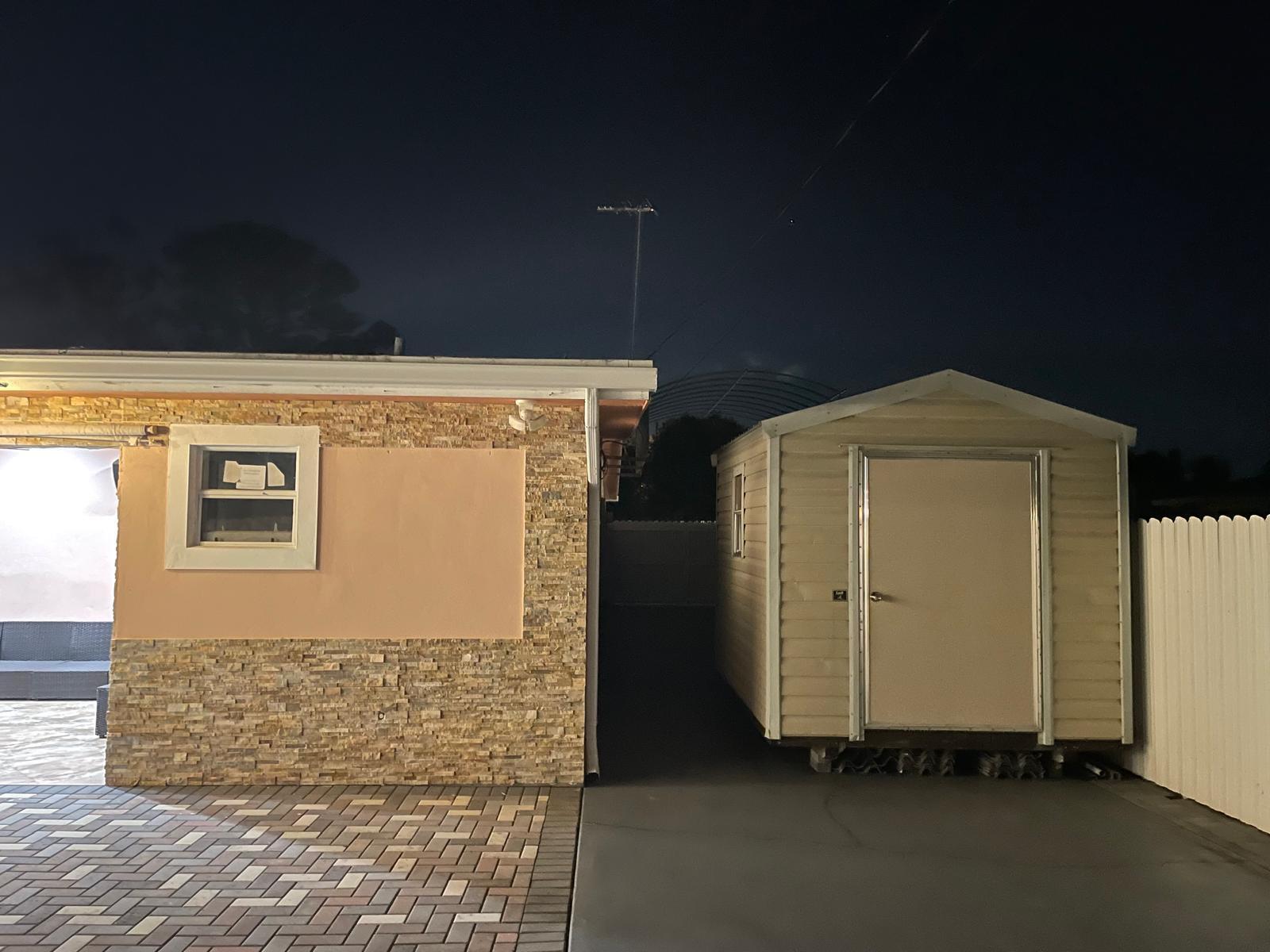 LAKE BELVEDERE EST. - Residential Lease