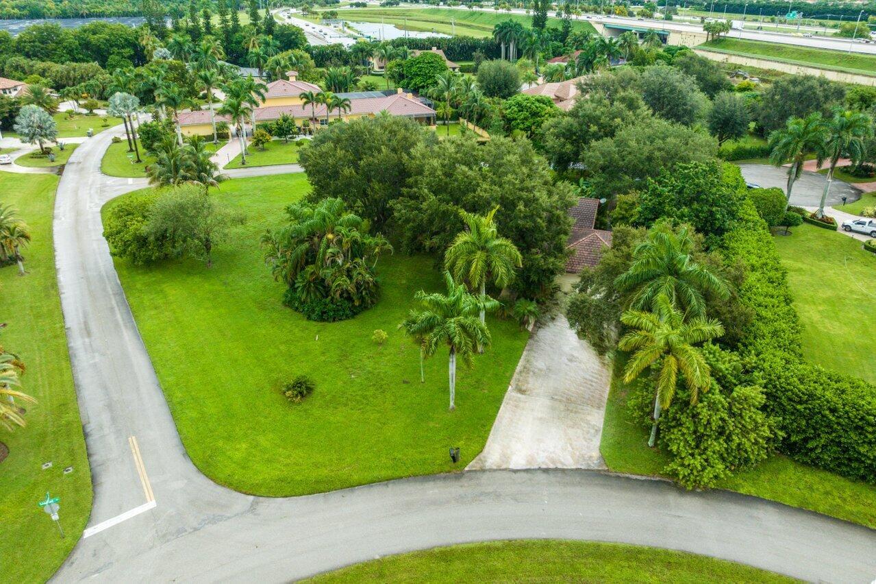 DELRAY LAKES EST - Residential