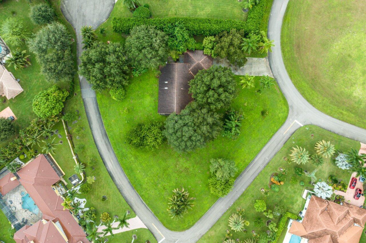 DELRAY LAKES EST - Residential