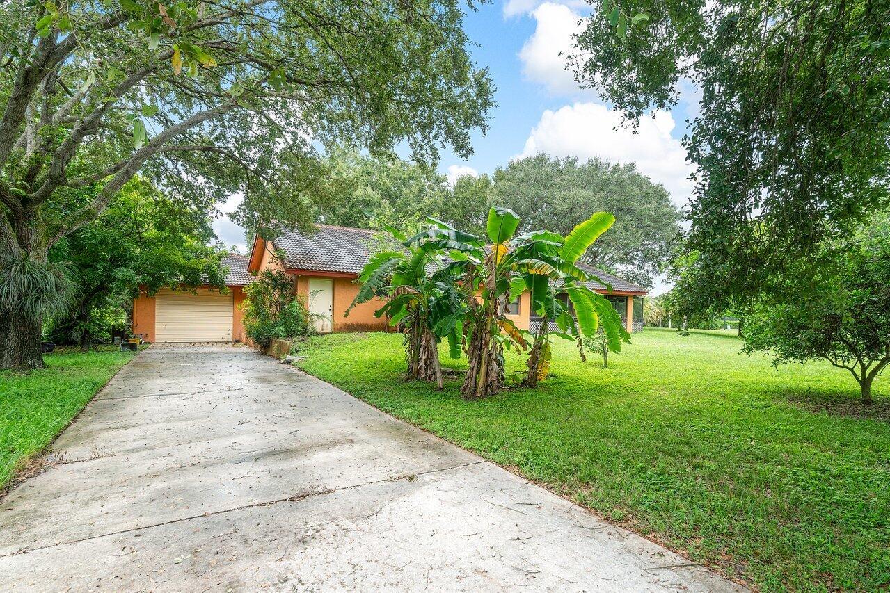 DELRAY LAKES EST - Residential