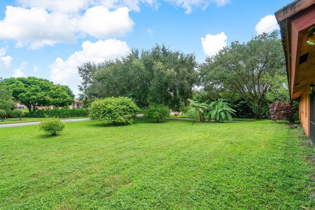 DELRAY LAKES EST - Residential