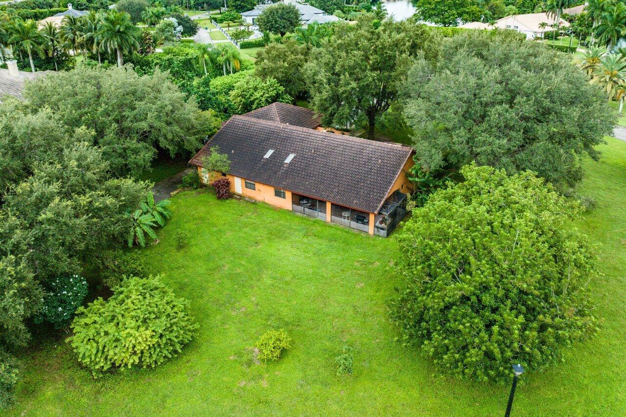 DELRAY LAKES EST - Residential