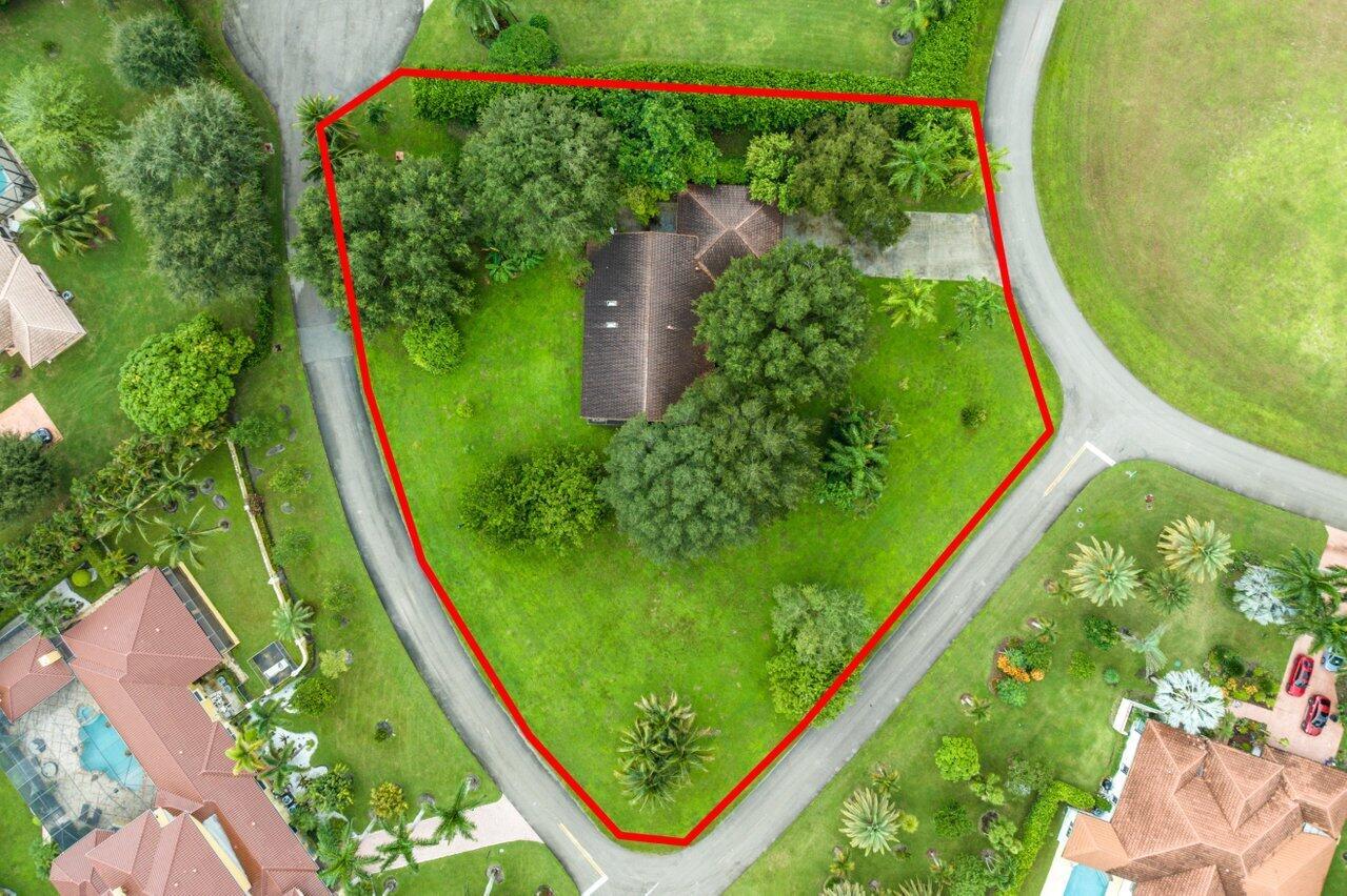 DELRAY LAKES EST - Residential