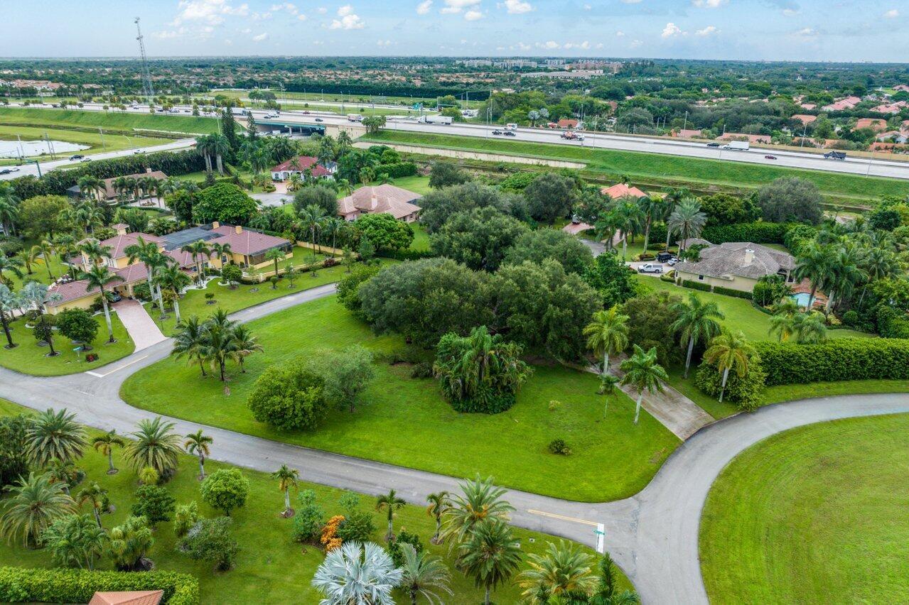 DELRAY LAKES EST - Residential
