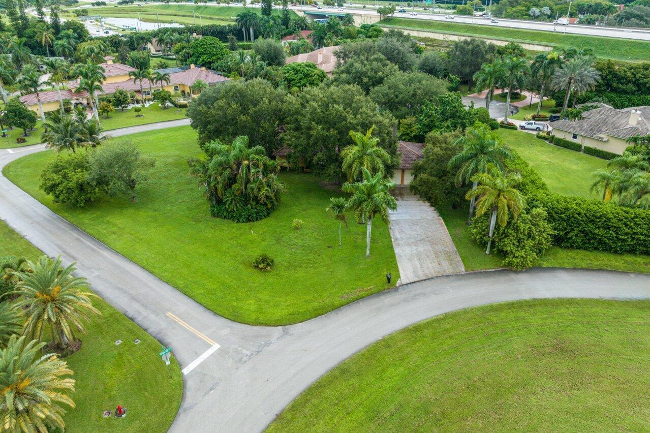 DELRAY LAKES EST - Residential