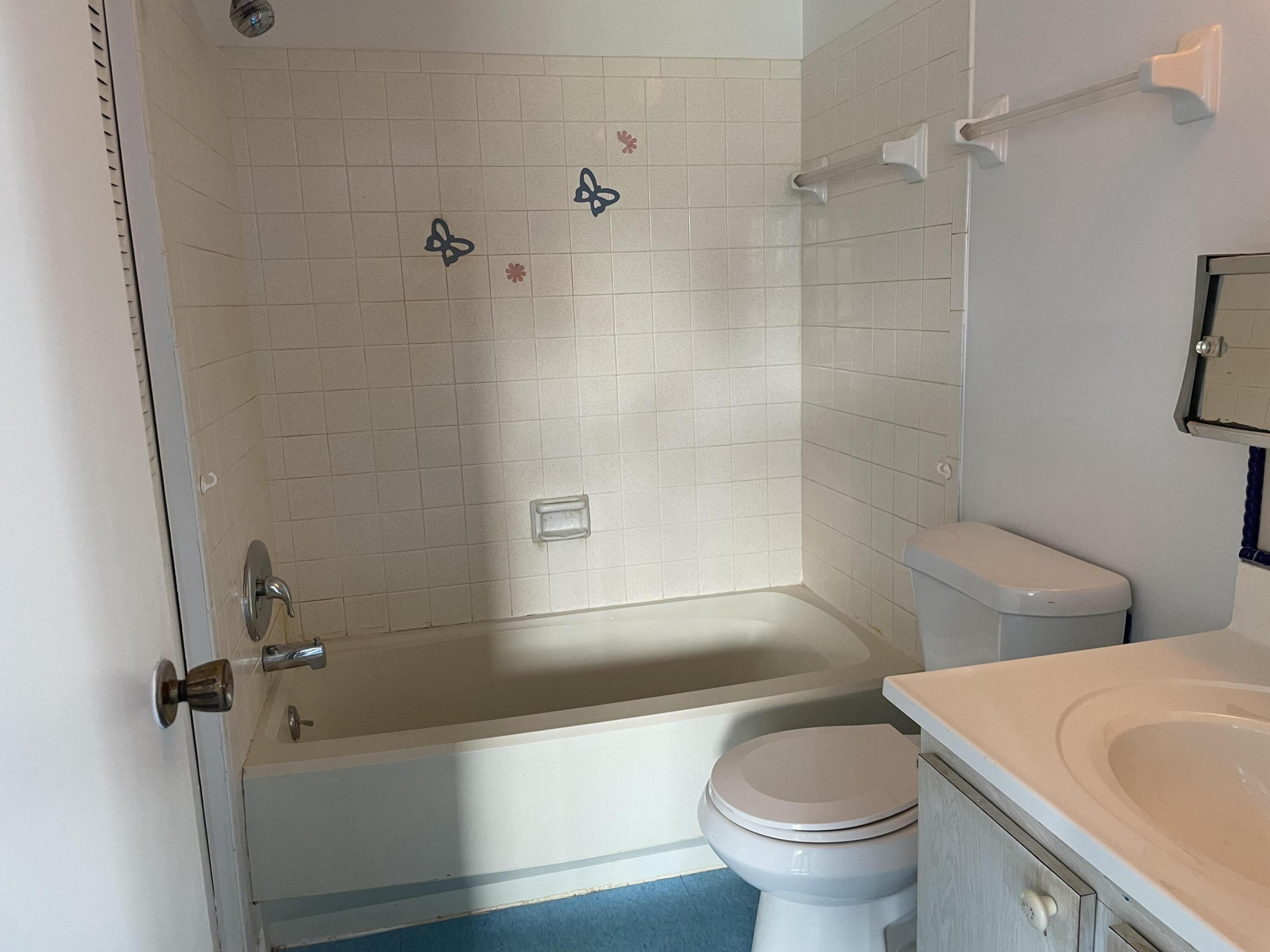 PORT ST LUCIE SECTION 42 1ST REPLAT - Residential