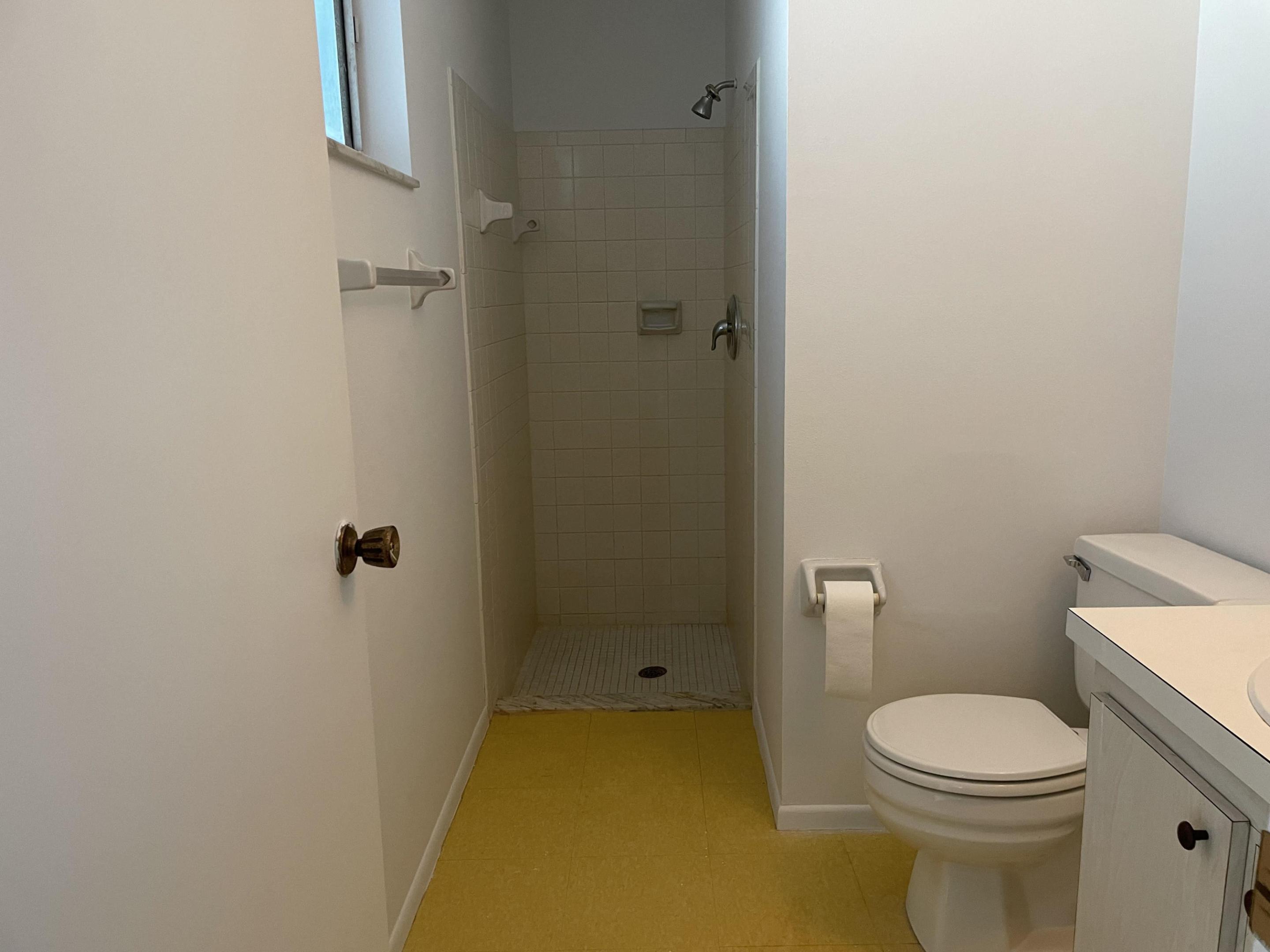 PORT ST LUCIE SECTION 42 1ST REPLAT - Residential