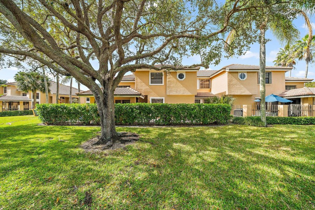 Photo of 382 Prestwick Circle #2, Palm Beach Gardens, FL 33418 (MLS # R11003546)