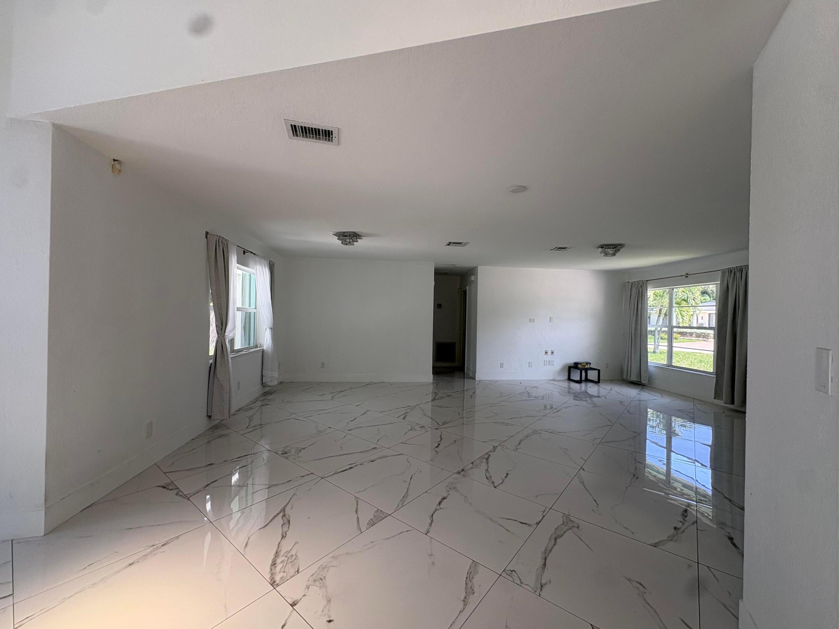 641 NW 28TH Street