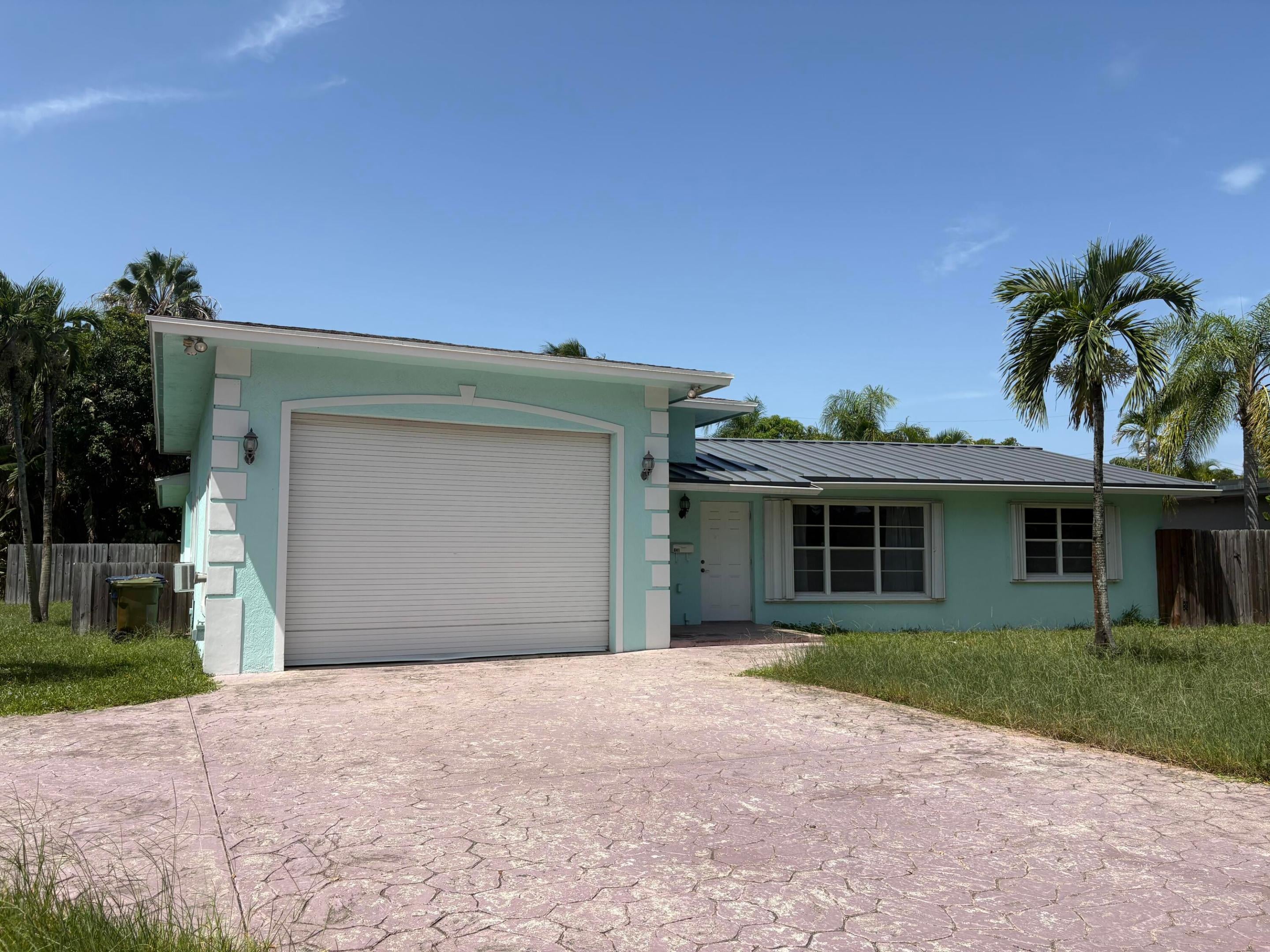 641 NW 28TH Street
