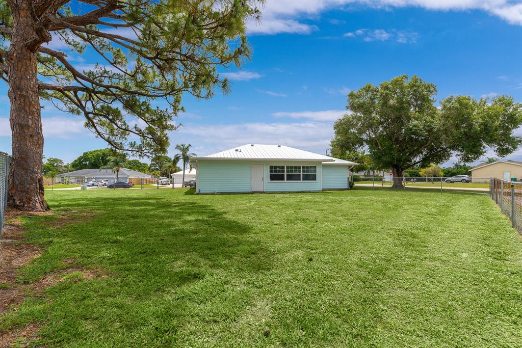 Port Saint Lucie Floresta Pines-Unit 1 - Residential