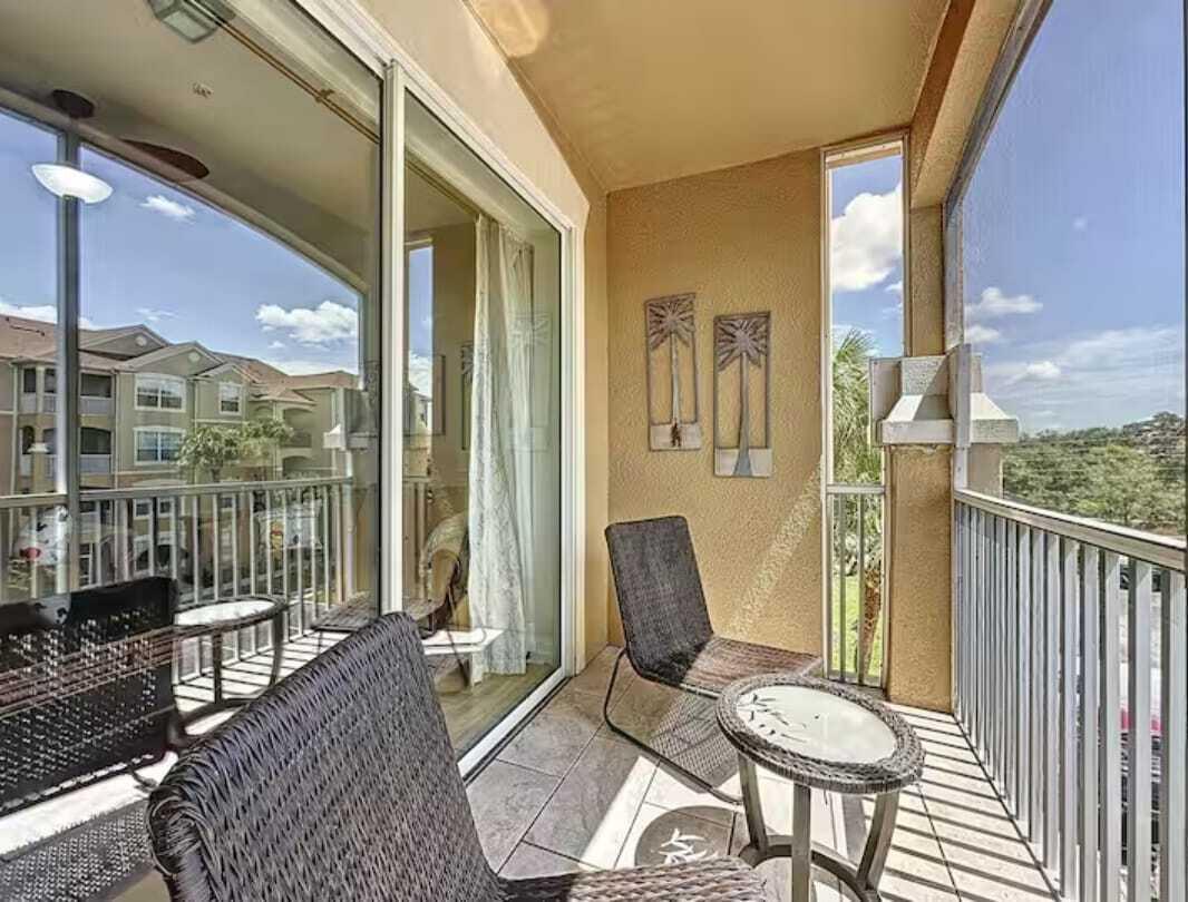 VENTURA AT WINDSOR HILLS - Residential