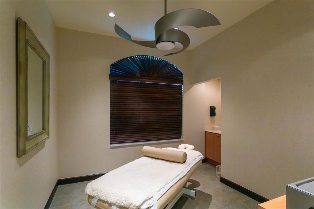LAS OLAS GRAND CONDO - Residential