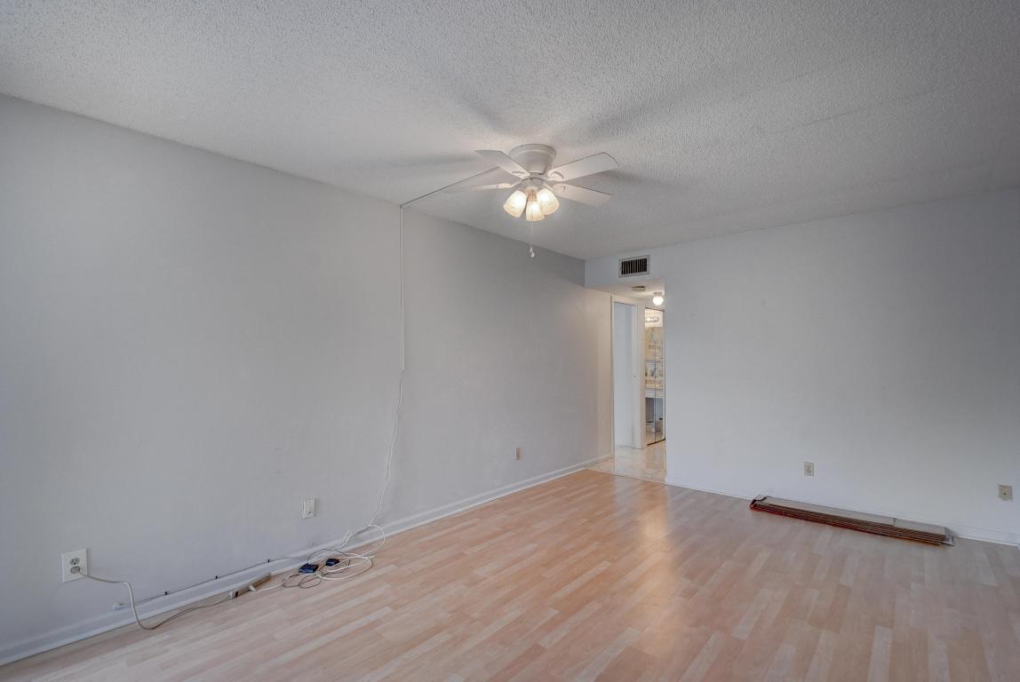 BARWOOD CONDO - Residential