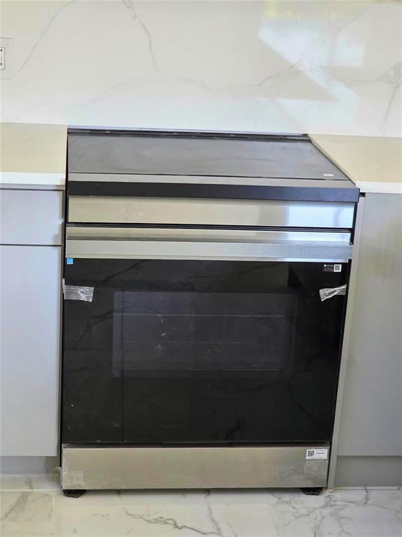 KINGS POINT BRITTANY CONDOS - Residential