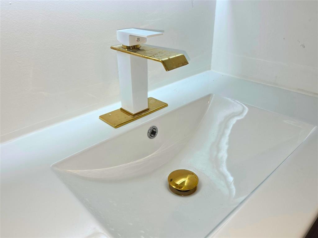 KINGS POINT BRITTANY CONDOS - Residential