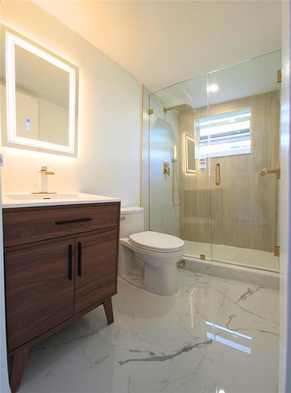 KINGS POINT BRITTANY CONDOS - Residential