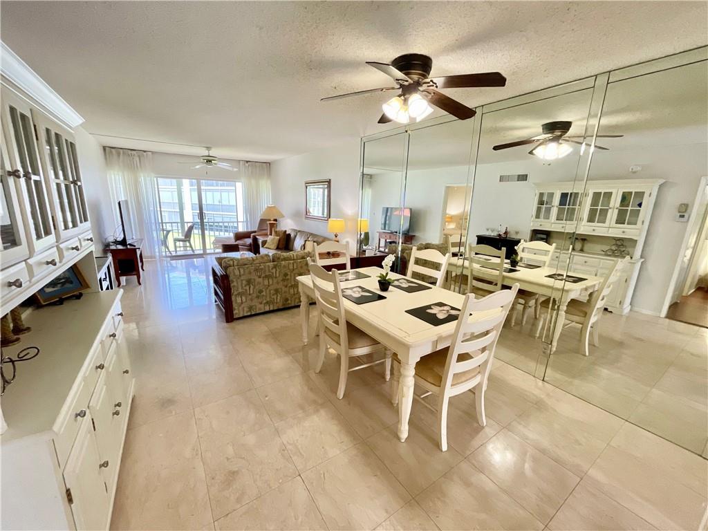 Penthouse North - Residential