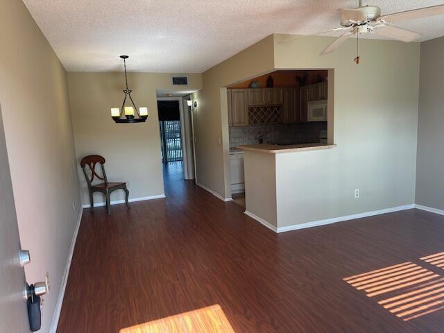 VISTA ST LUCIE BUILDINGS 9 THRU 20 - Residential