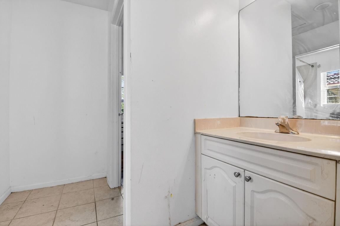 EAGLE TRACE AT RIVER BRIDGE - Residential