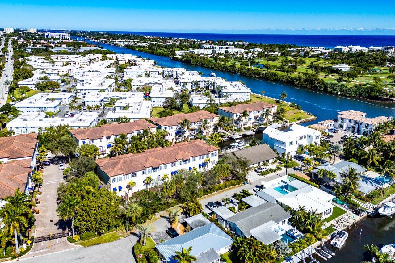 ESTANCIA AT BOYNTON BEACH - Residential