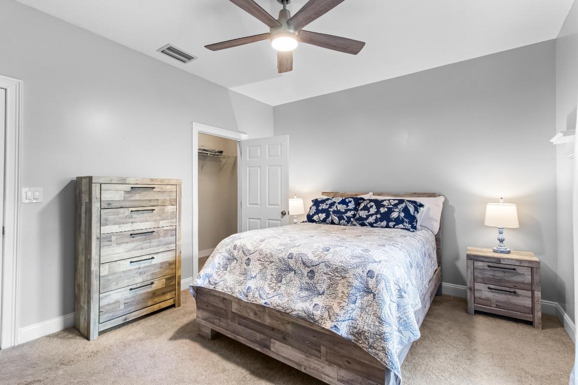 Acreage - Residential Lease