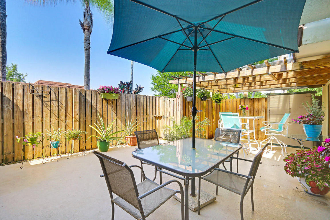 Garden Lakes & Garden Square - Residential