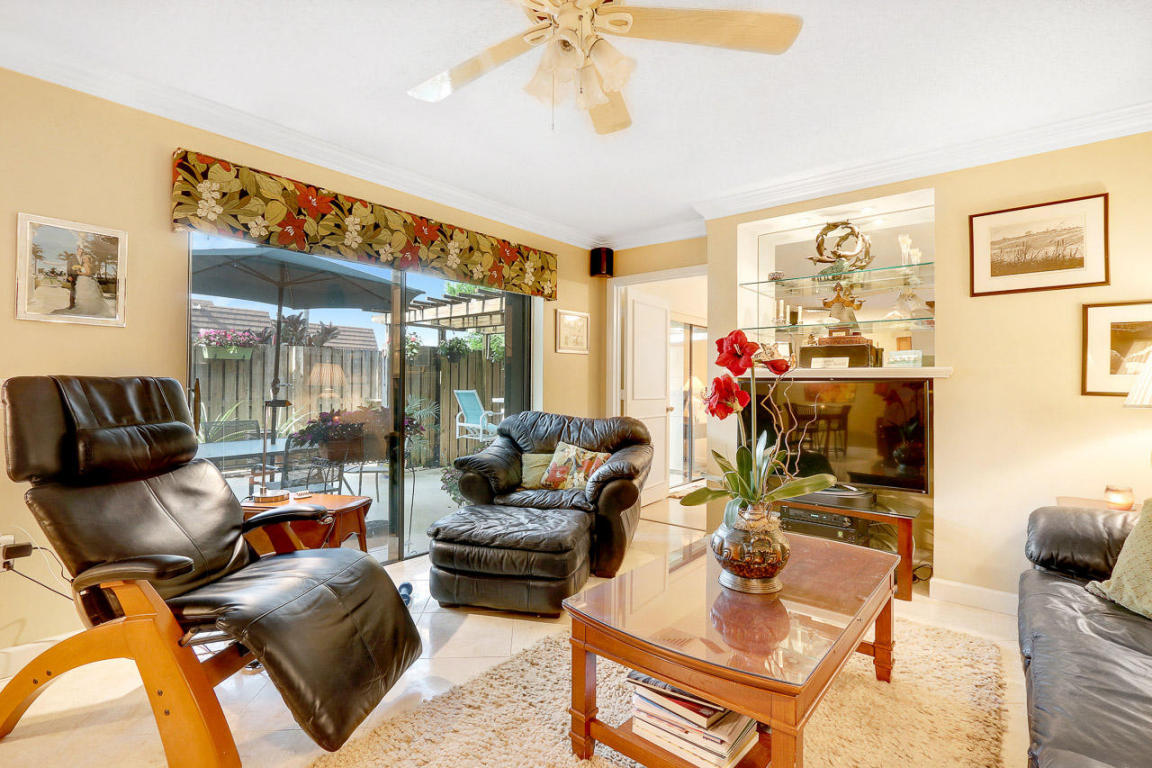 Garden Lakes & Garden Square - Residential