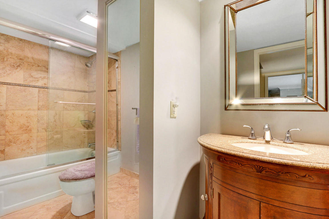 Garden Lakes & Garden Square - Residential